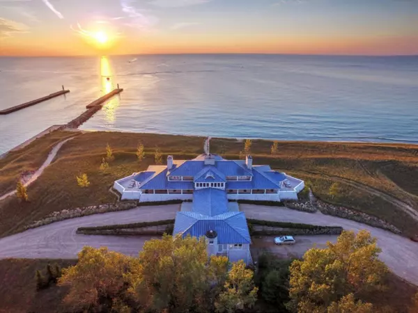 Saugatuck, MI 49453,3574 Saugatuck Beach Road