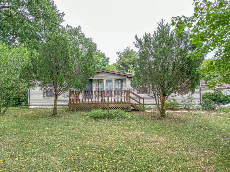 26461 Peavine Street, Dowagiac, MI 49047