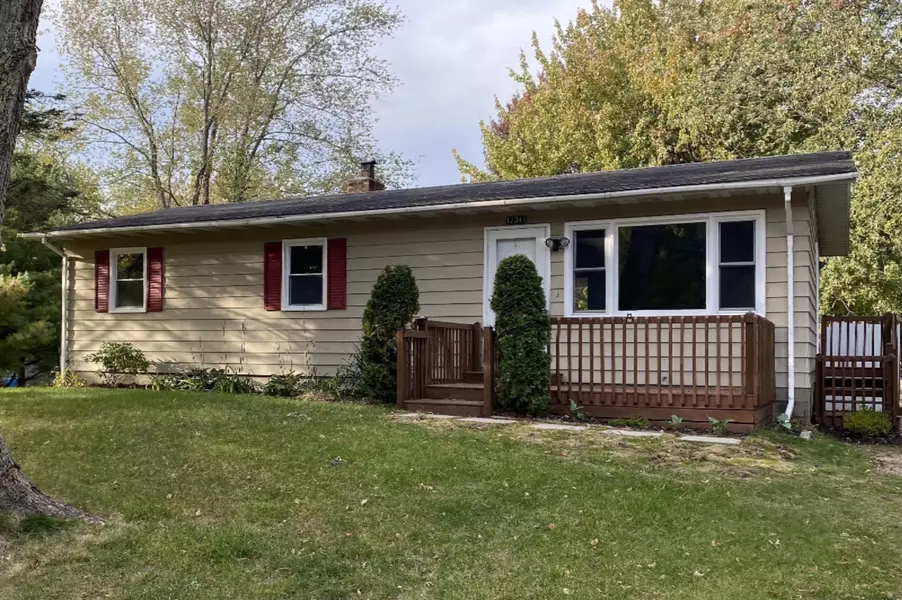 17349 Lane Avenue, Spring Lake, MI 49456