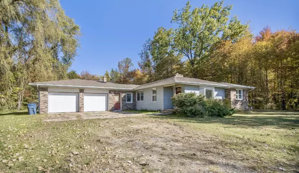 8102 E Pontaluna Road, Nunica, MI 49448