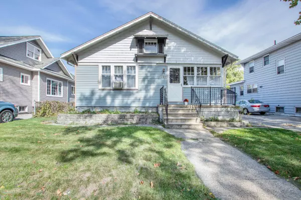 925 Franklin Avenue, Grand Haven, MI 49417