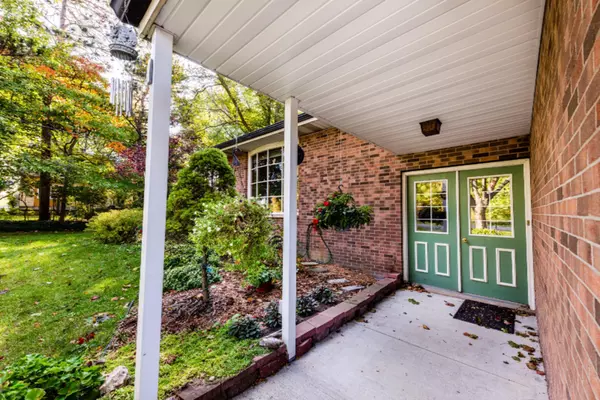 Coloma, MI 49038,6582 Ryno Road