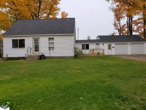 Luther, MI 49656,9569 E 1 Mile Road Road