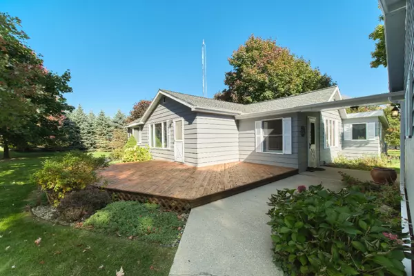 Onekama, MI 49675,4457 Maidens Road