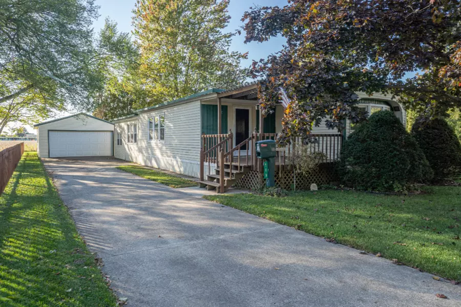 518 S Walker Street, Bronson, MI 49028