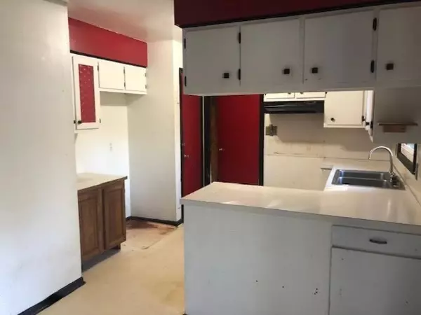 Lowell, MI 49331,10560 Cascade SE Road