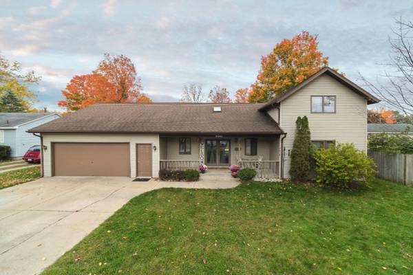 8892 Dicey Street, Montague, MI 49437