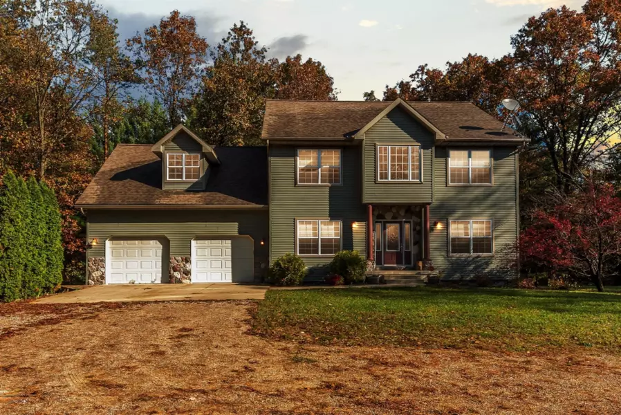 12099 Brown Ridge NE Drive, Cedar Springs, MI 49319