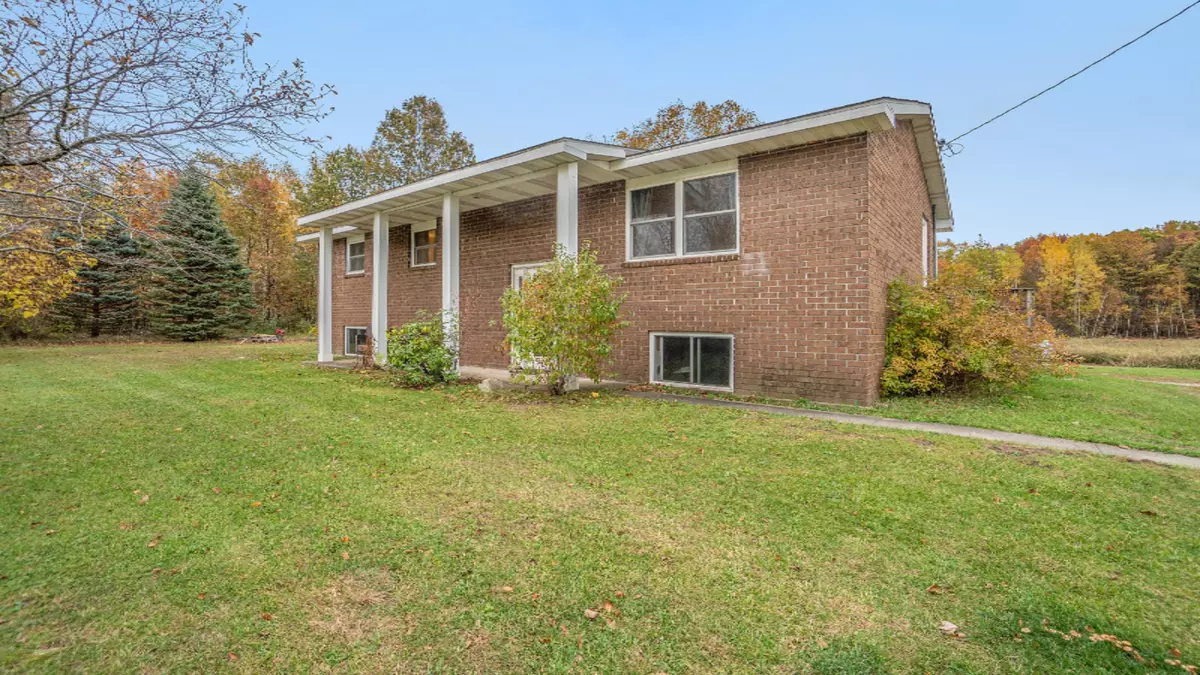 Bannister, MI 48807,21771 Brady Road