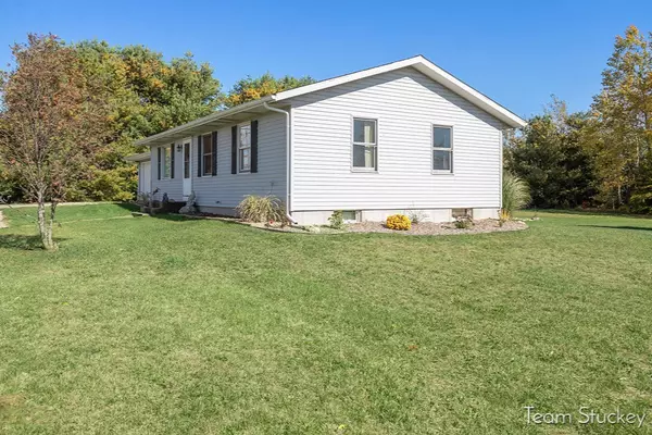 Kent City, MI 49330,14310 Tyrone NW Avenue