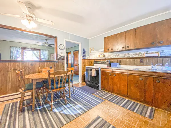 Dowagiac, MI 49047,712 Alma Street