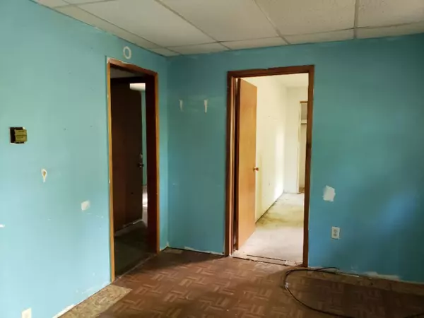 Orleans, MI 48865,2881 W Long Lake Road