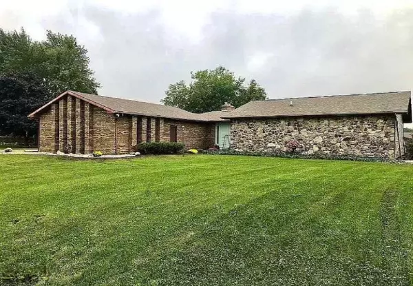 240 Oak Drive, Bronson, MI 49028