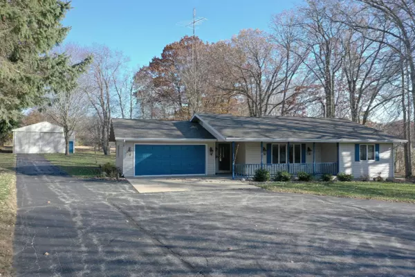 Coloma, MI 49038,5525 N Coloma Road