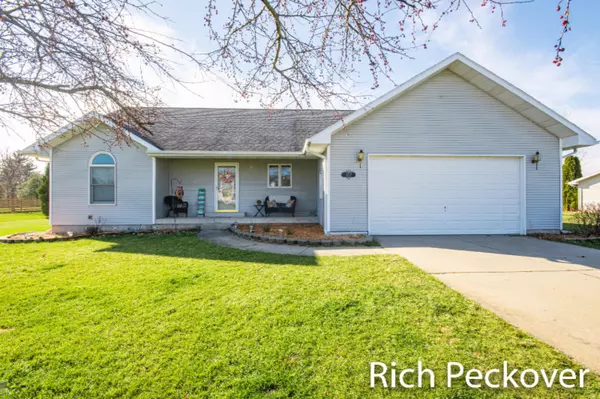 Cedar Springs, MI 49319,16425 Doe NE Drive