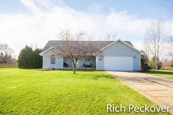 Cedar Springs, MI 49319,16425 Doe NE Drive