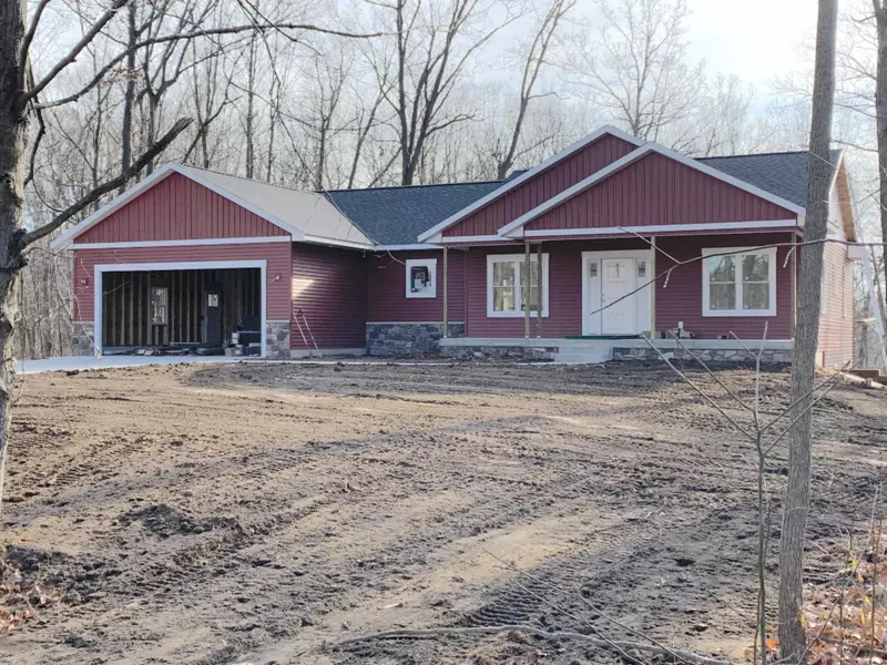9106 Weston Drive, Coopersville, MI 49404