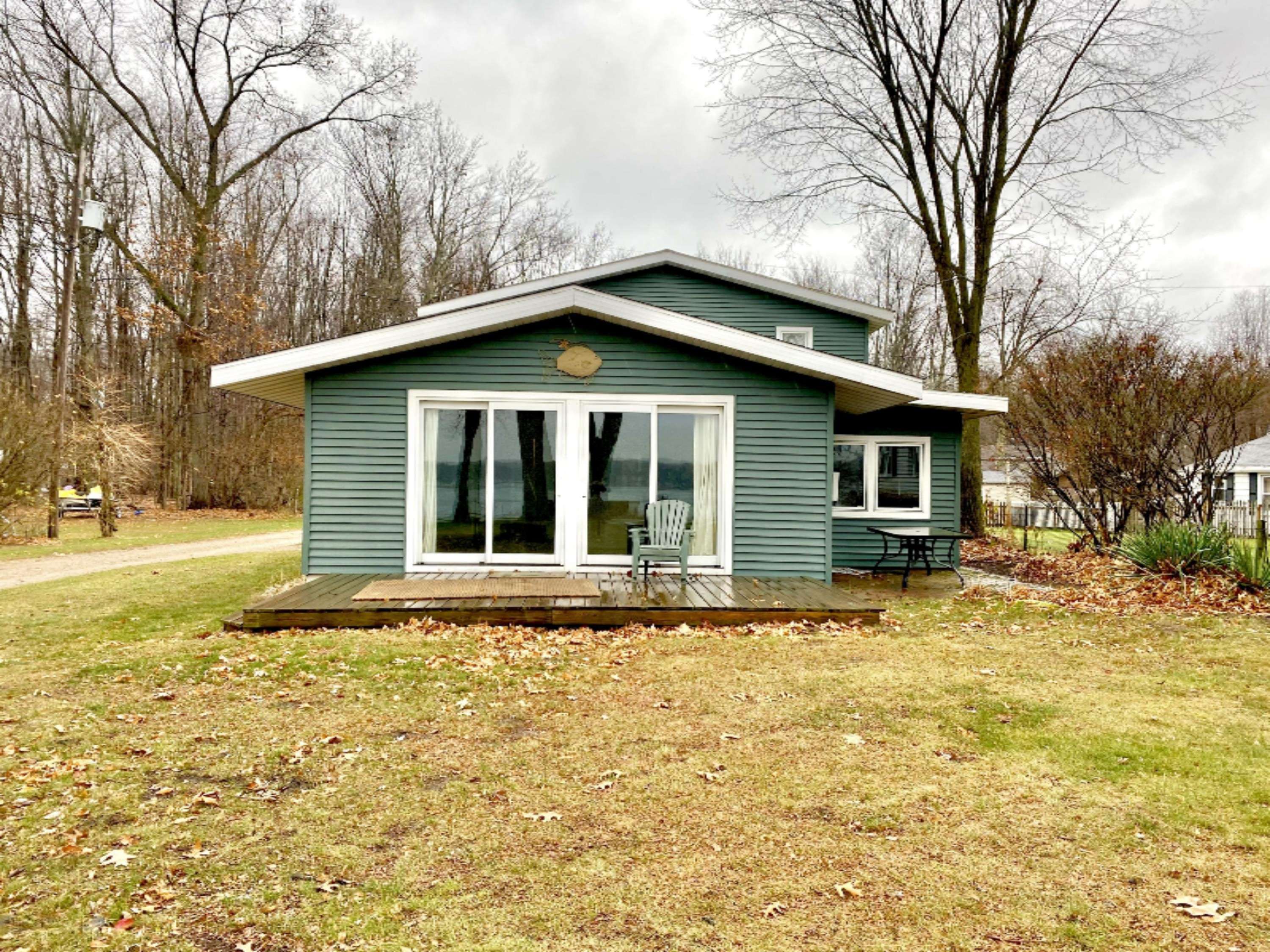 63128 W Fish Lake Road, Sturgis, MI 49091
