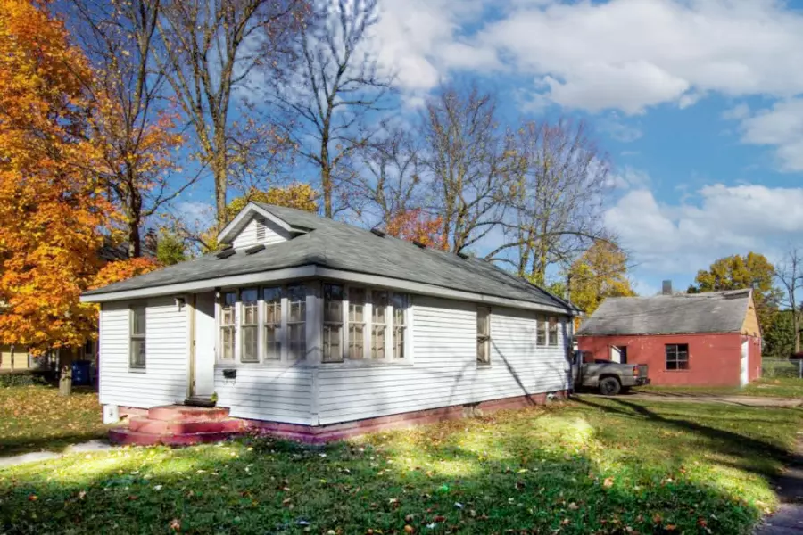200 Grove Street, Dowagiac, MI 49047