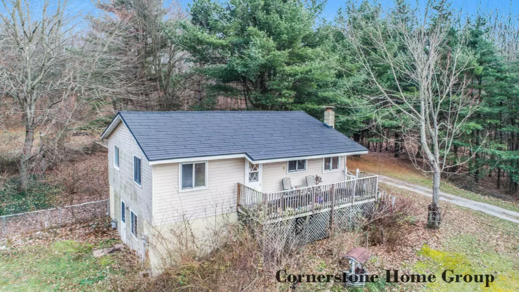 14360 Myers Lake NE Avenue, Cedar Springs, MI 49319