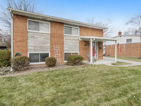 Clinton Twp, MI 48035,20771 Fleetwood Drive Drive