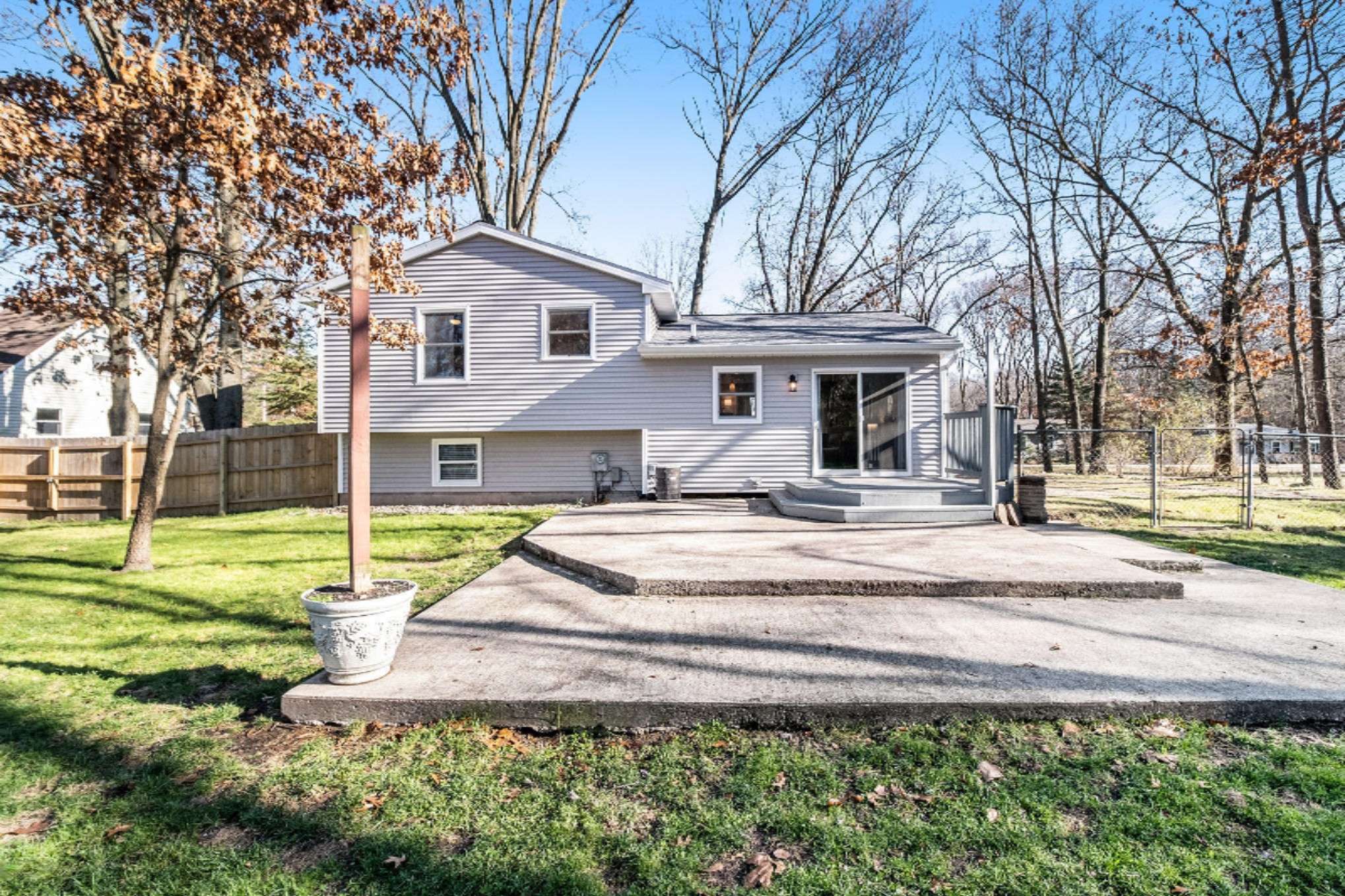 Mattawan, MI 49071,51678 Pleasant Drive