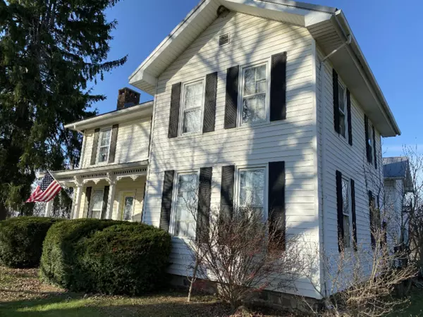 3450 W Sterling Road, Jonesville, MI 49250
