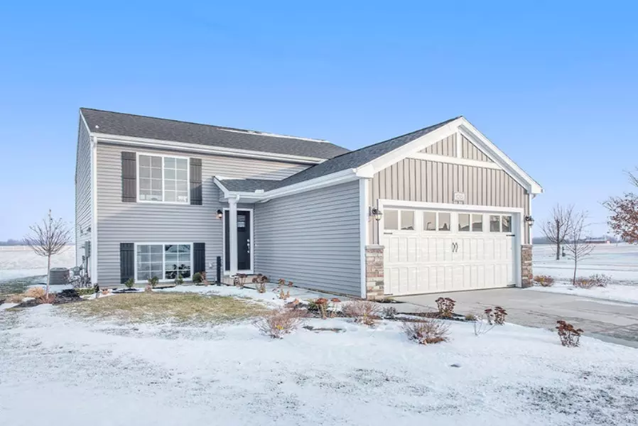 214 Sweet Meadow Drive, Kent City, MI 49330