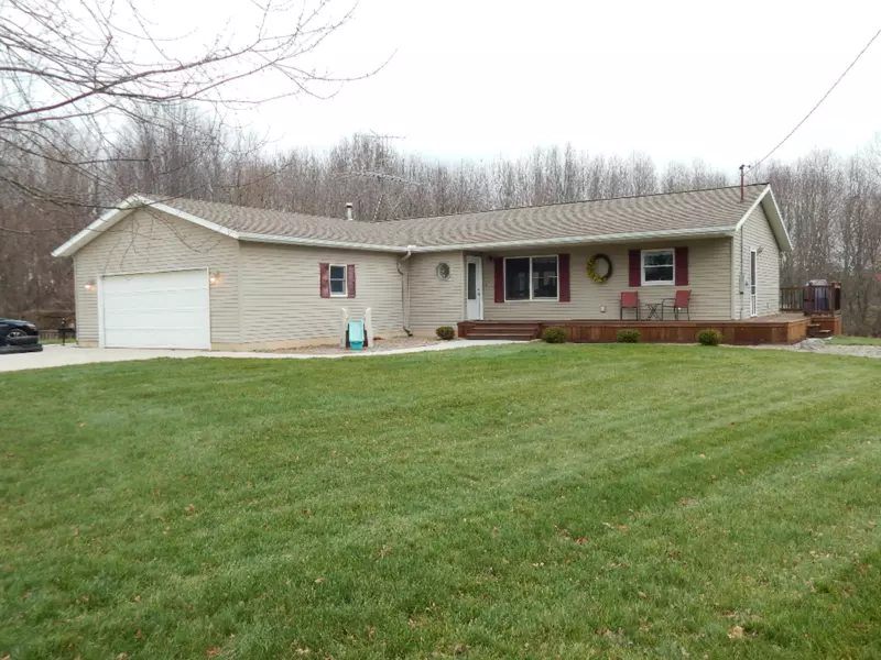 11105 Darby Road, Clarksville, MI 48815