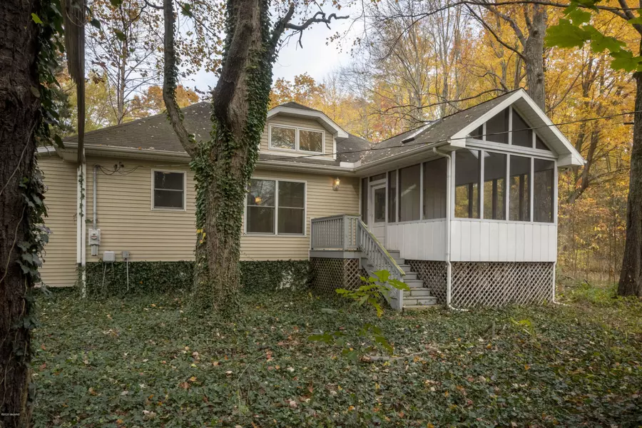 16027 Ruffino Road, Union Pier, MI 49129