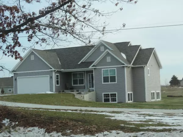 6310 N 32nd Street, Richland, MI 49083