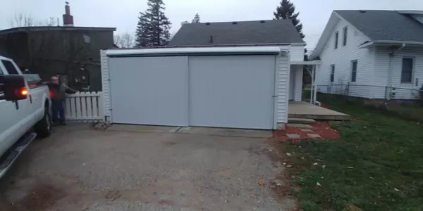 East Lansing, MI 48823,1566 Snyder Road