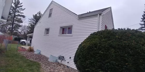 East Lansing, MI 48823,1566 Snyder Road