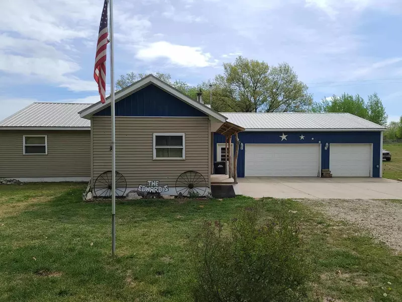 15100 Larsen NE Avenue, Gowen, MI 49326