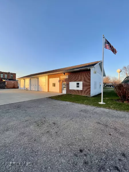 123 E Jackson Drive, Tekonsha, MI 49092