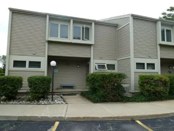 240 Black River Street #E, South Haven, MI 49090