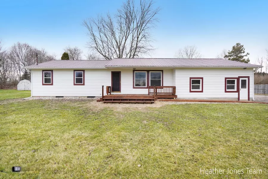 4382 S Sheridan Road, Sheridan, MI 48884