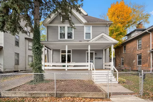 121 College Place,  Ypsilanti,  MI 48197