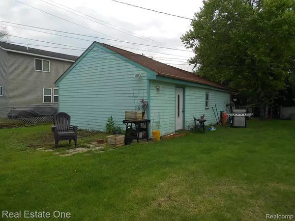 Eastpointe, MI 48021,17004 Stephens Drive