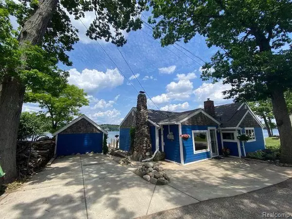 White Lake, MI,10008 LAKESIDE Drive