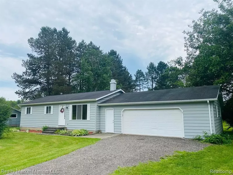 2530 DAVID Lane, Lapeer, MI 48446