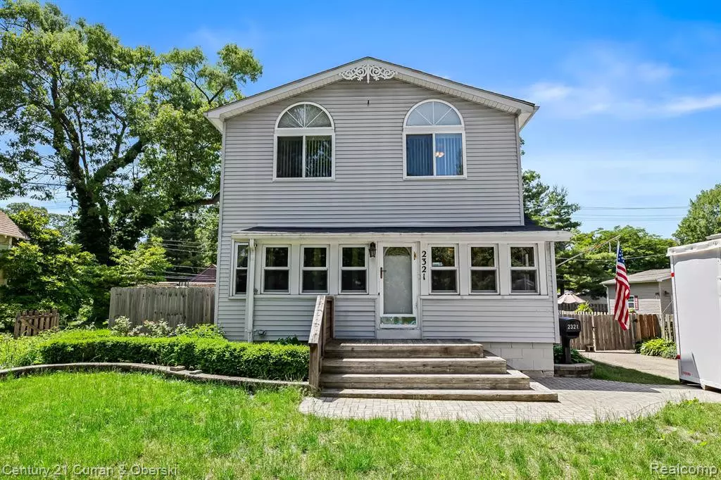 Ferndale, MI 48220,2321 HYLAND ST
