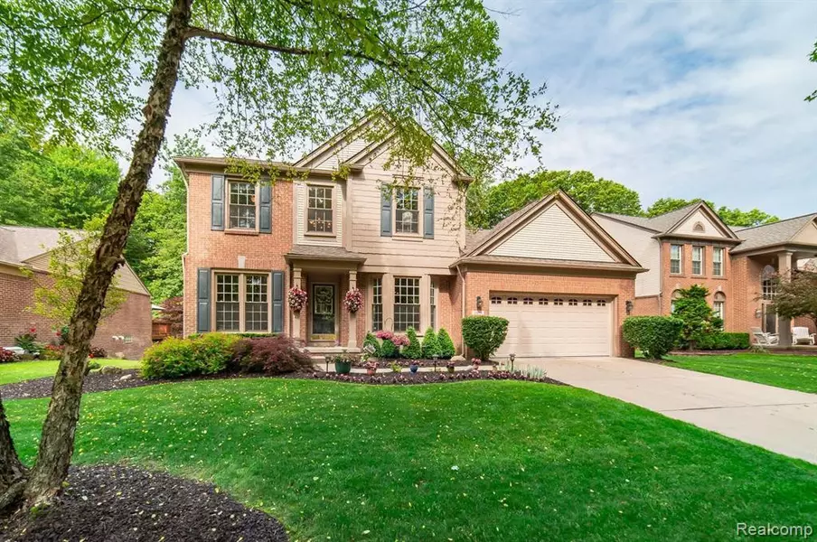 2676 BRENTWOOD Drive, Lake Orion, MI