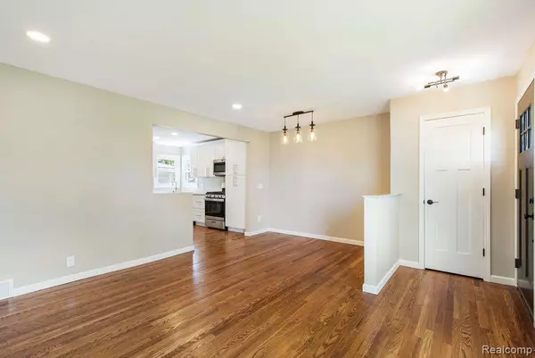 Madison Heights, MI 48071,28820 EDWARD Avenue
