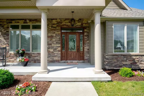 Lapeer, MI 48446,1051 ANGLE Road