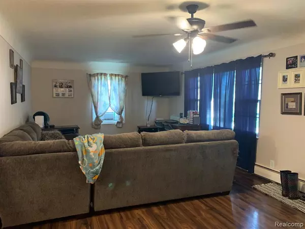 Mayville Vlg, MI 48744,241 W TURNER Street