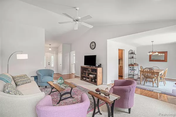 Goodrich Vlg, MI,10193 Heather Ridge Court