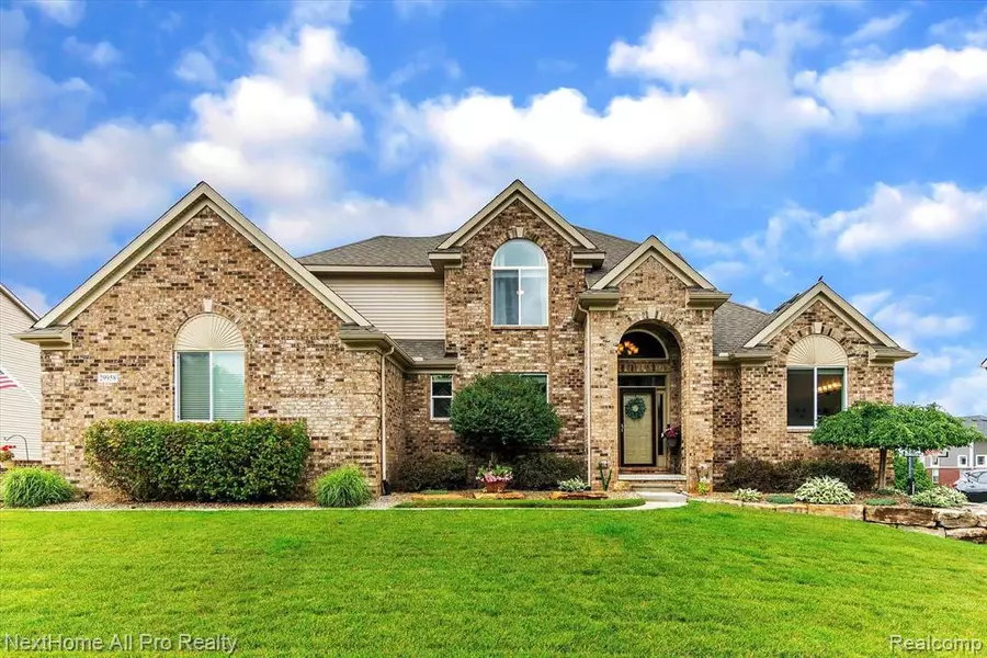 29958 BRADFORD Drive, New Hudson, MI 48165