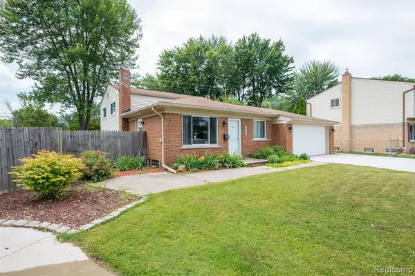 1830 GREENBRIER Drive, Madison Heights, MI 48071