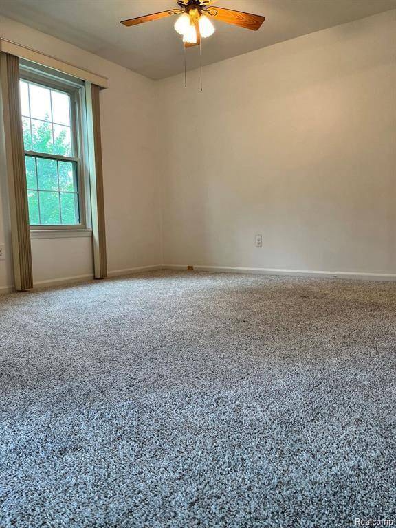 Farmington Hills, MI 48334,29652 MIDDLEBELT Road